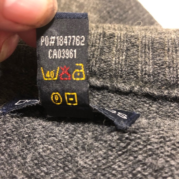 Denver Hayes 100% Lambs Wool V neck Sweater Men’s Small - Picture 5 of 7